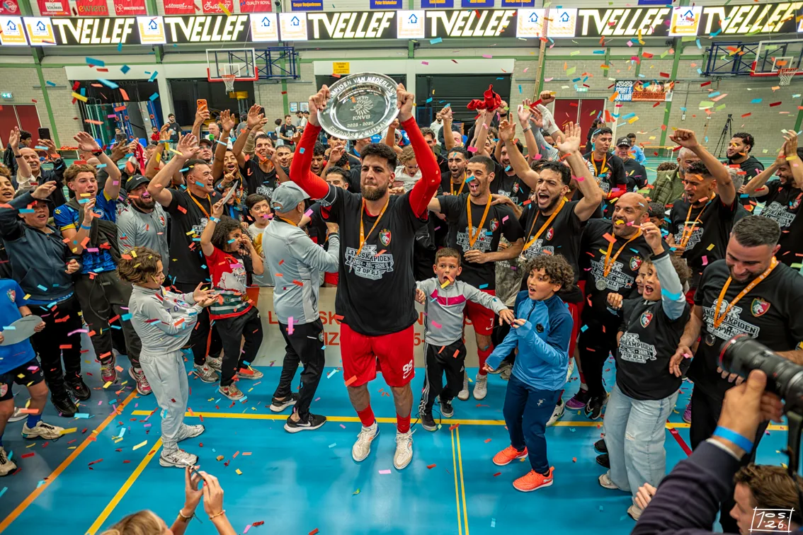 Tigers Roermond viert het landskampioenschap van seizoen 2025/26
